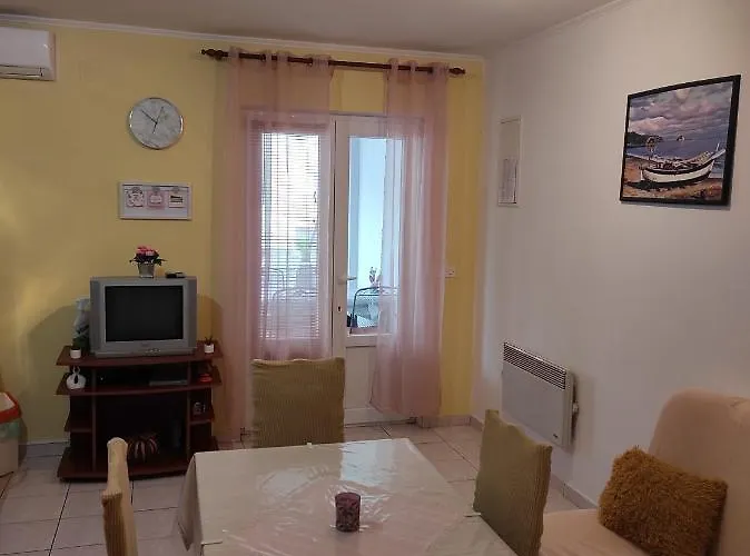 For Families With Children Mandre, Pag - 12125 Apartmán Kolan