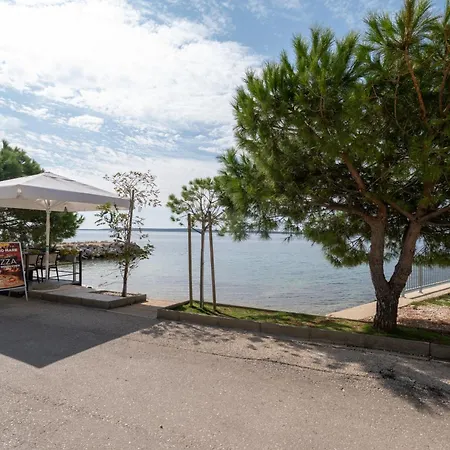 Apartamento For Families With Children Mandre, Pag - 12125