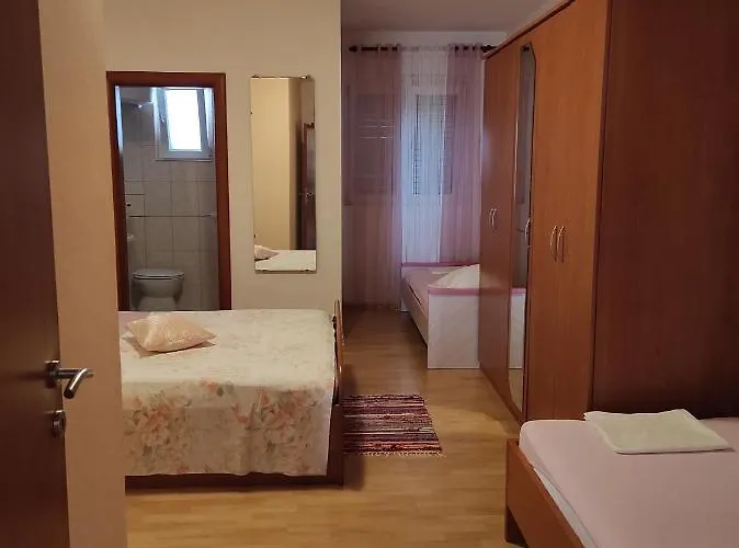 For Families With Children Mandre, Pag - 12125 Kolan